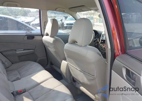 2010 Subaru Forester 2.5X из США, поврежденный, VIN JF2SH6BC4AH909598